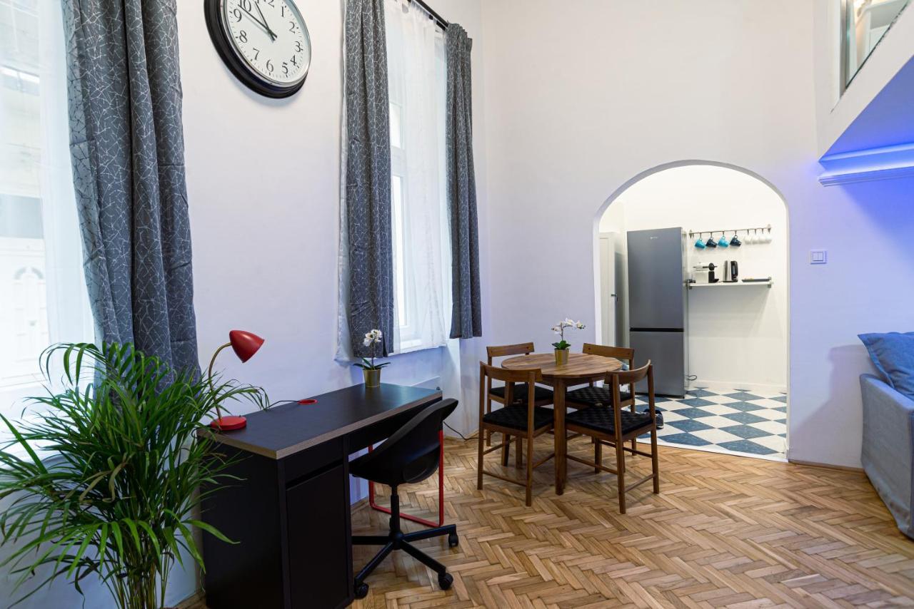 Apartmán Bella Mia - Entire Near Liszt Ferenc Ter *